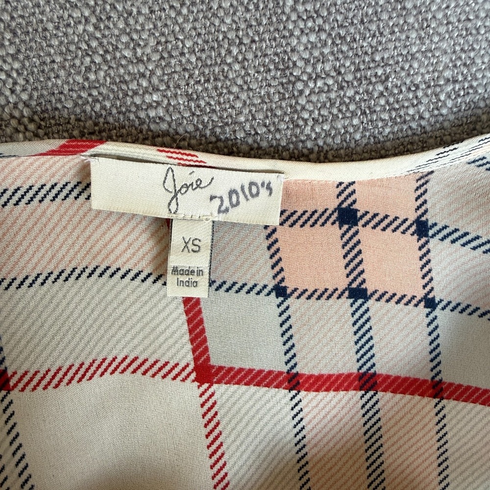 Joie Shirt Womens XS Beige Plaid Silk Roll Tab Sleeve Lightweight Button Front - Picture 6 of 8